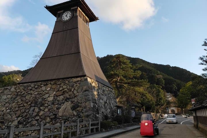 EV Car Rental Basket Group Local Tour & Guide — photo 8
