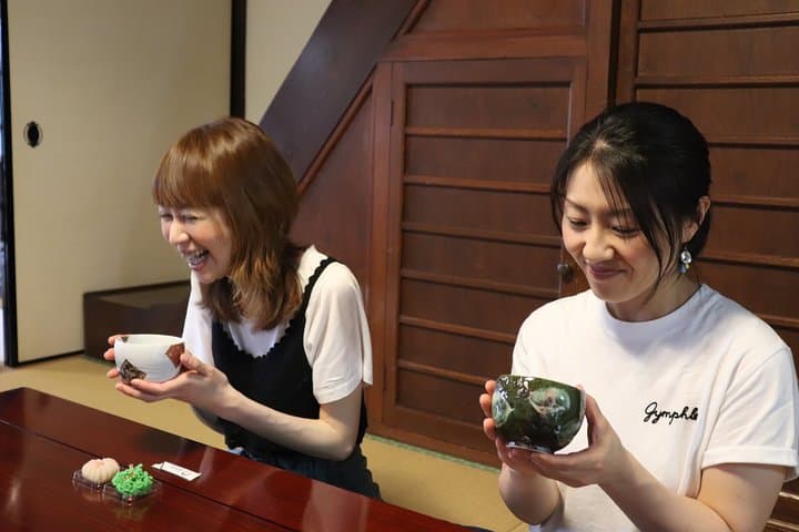 Experience of making sweets taught by professionals Local tour & guide — photo 8