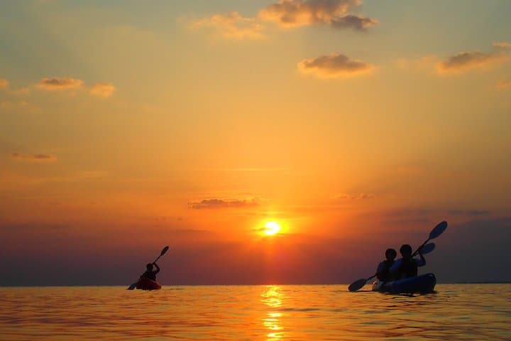 Okinawa Miyakojima Evening Selectable Sunset SUPER canoe tour — photo 6