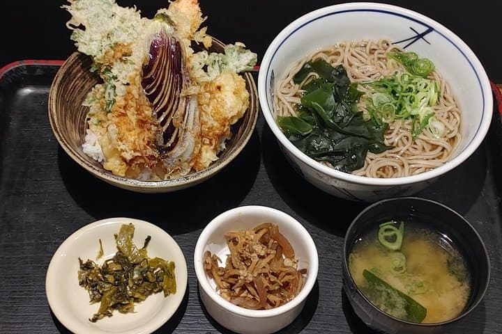 Osaka Dotonbori Daytime Food Tour — photo 5