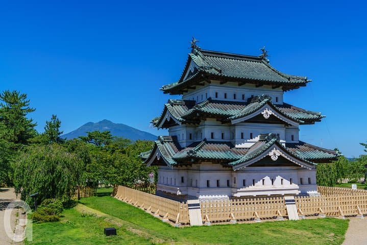 Hirosaki 6hr Private Tour with Government-Licensed Guide — photo 18