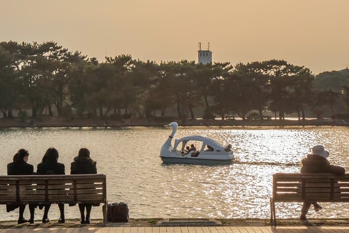 Certified by Fukuoka: A Photogenic Tour to Visit Beautiful Spots with Kimono on! — photo 2