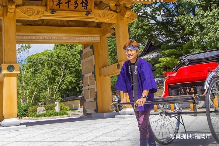 Certified by Fukuoka: A Photogenic Tour to Visit Beautiful Spots with Kimono on! — photo 6