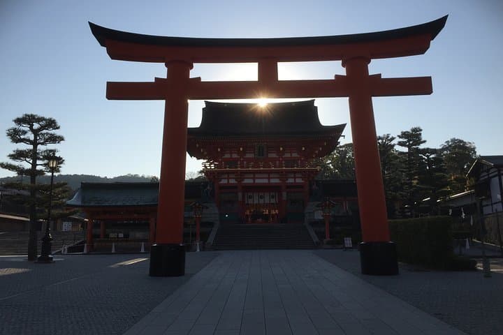 Fushimi Inari Shrine: Explore the 1,000 Torii Gates on an audio walking tour — photo 7