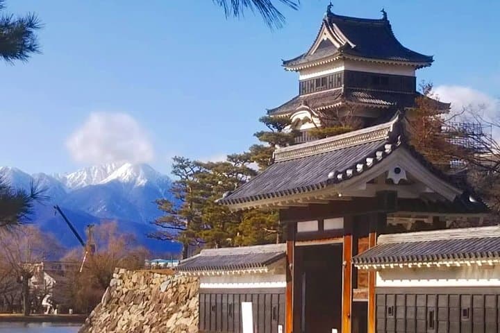 Matsumoto Discovery - Half Day Walking Tour — photo 7