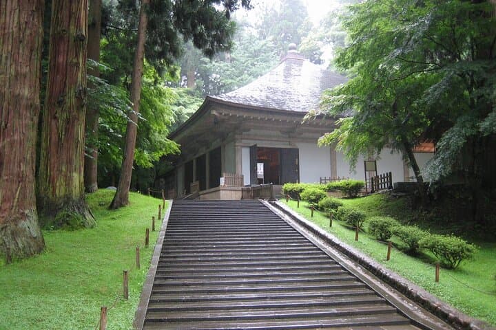 Hiraizumi Full-Day Private Trip with Government-Licensed Guide — photo 3