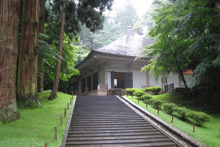 Hiraizumi Half-Day Private Trip with Government-Licensed Guide — photo 3