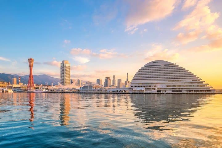 Airport Transfer: Kobe Airport UKB to Kobe City by Business Car — photo 7