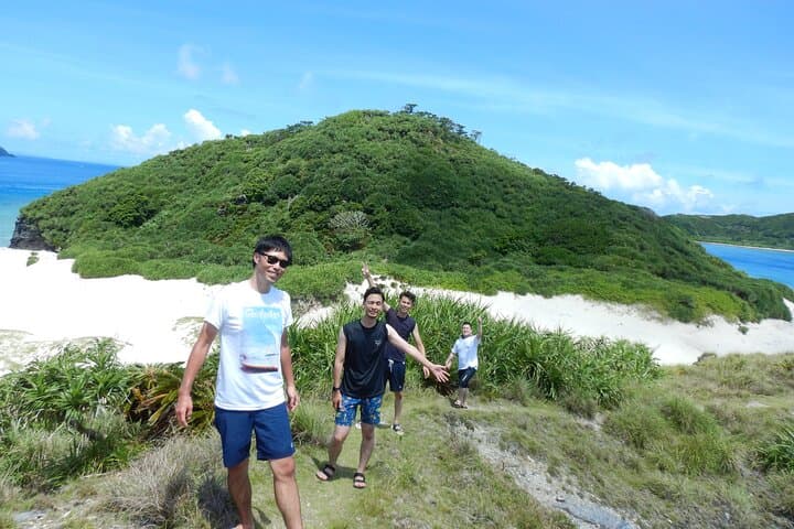 Half-day kayak tour on the Kerama Islands and Zamami Island — photo 10