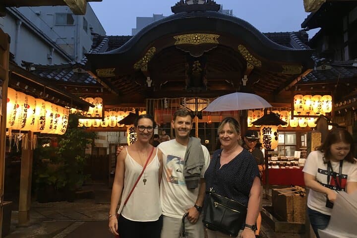 Kyoto Gion Private Tour with a Local Guide – Geisha District — photo 9