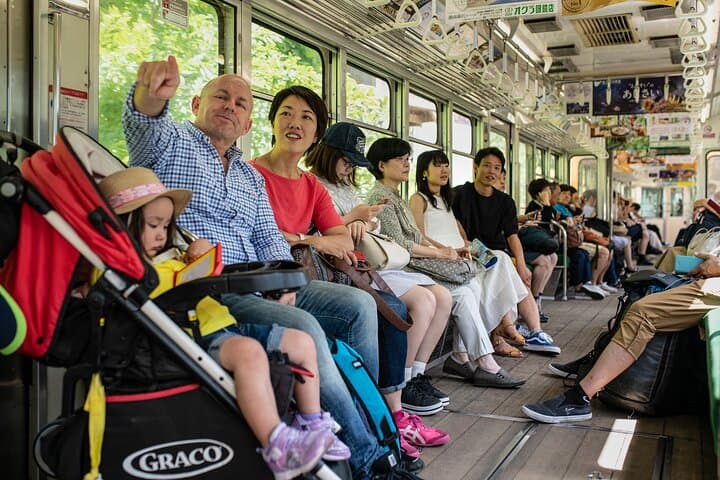 Kamakura Day Trip from Tokyo with a Local: Private & Personalized — photo 13