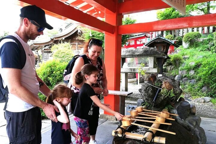 Nagoya Half-Day Inuyama Castle and Town Tour with Guide — photo 3