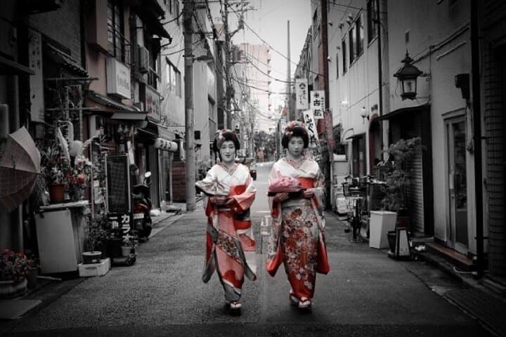 Drinks with Geisha — photo 8