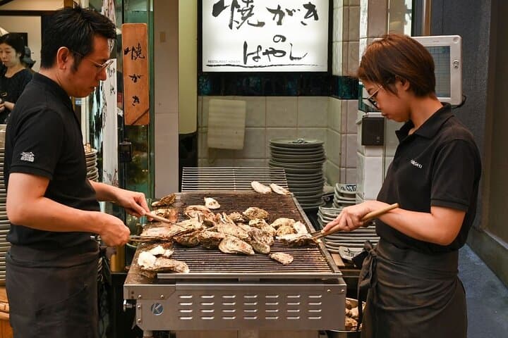 Hiroshima Food Tour with a Local Foodie, 100% Personalised & Private