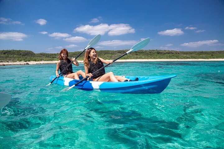 Okinawa Miyakojima Half Day SUPor Canoe & Sea Turtle Snorkeling (Half Day Set) — photo 8