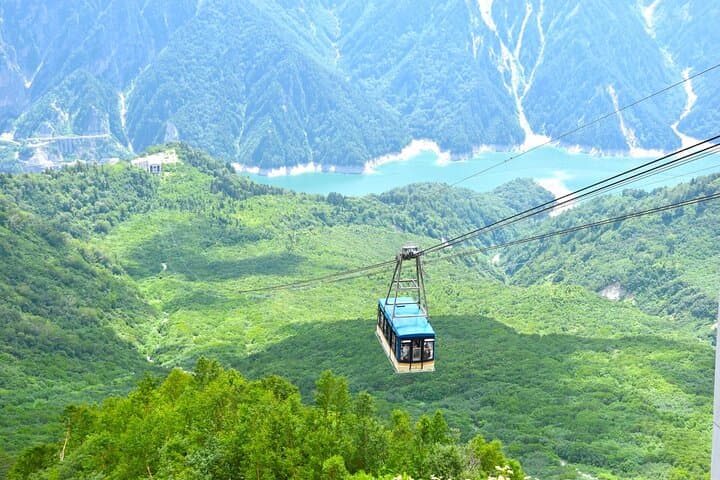 1-Day Tateyama-Kurobe Tour: Walking on the 'Roof of Japan' — photo 4
