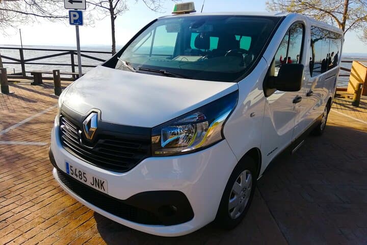 Private Transfer: Fukuoka Wharf Port ↔ Fukuoka — photo 8