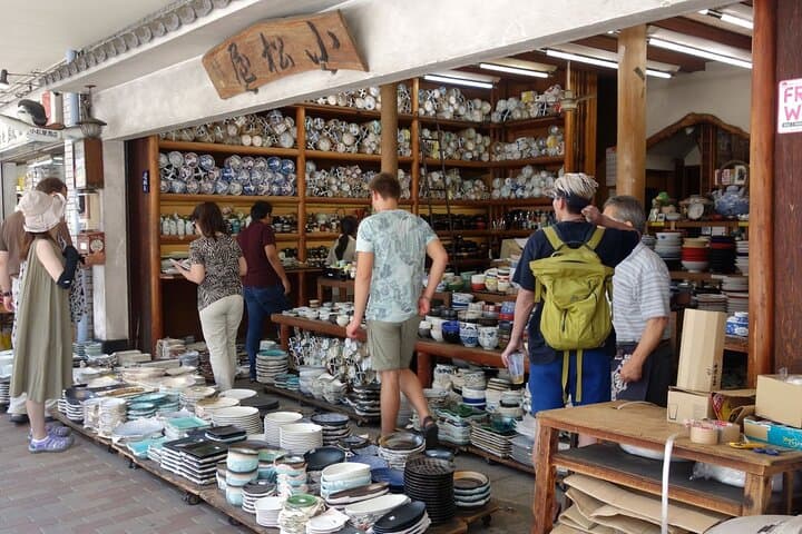Tokyo Shopping Street Hopping Private Tour with Government Licensed Guide — photo 6