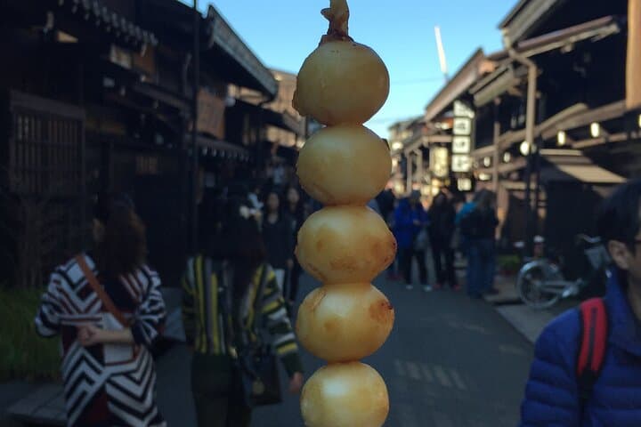 Private Full-Day Tour to Takayama and Shirakawa from Nagoya — photo 4