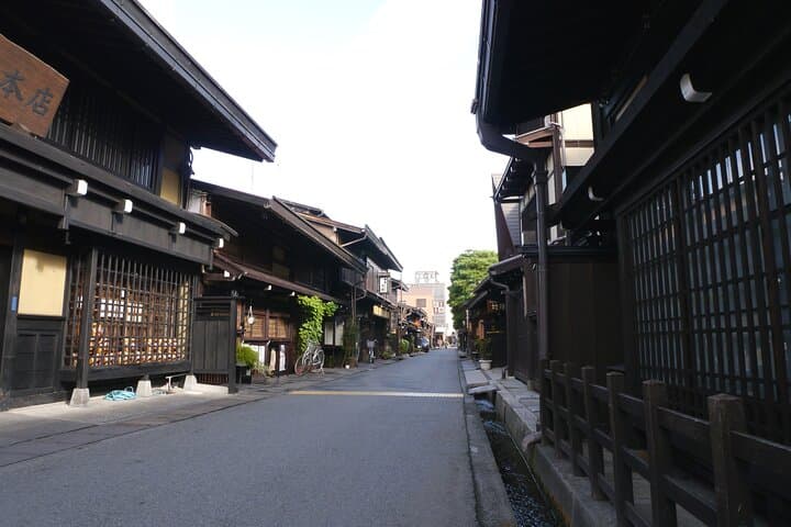 Private Full-Day Tour to Takayama and Shirakawa from Nagoya — photo 3