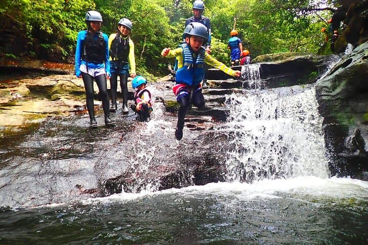 Okinawa Iriomote Mangrove SUP or Canoe and Splash Canyoning Tour — photo 9