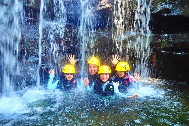 Okinawa Iriomote Mangrove SUP or Canoe and Splash Canyoning Tour — photo 2