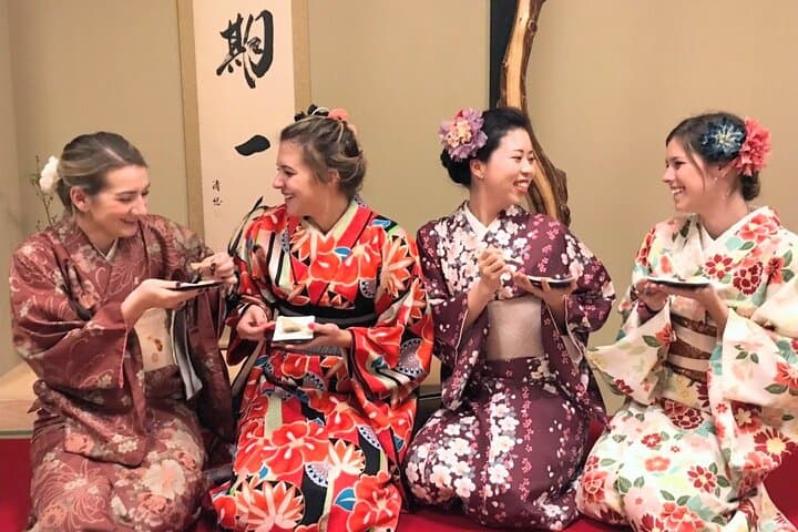 Kimono Tea Ceremony at Kyoto Maikoya, NISHIKI — photo 8