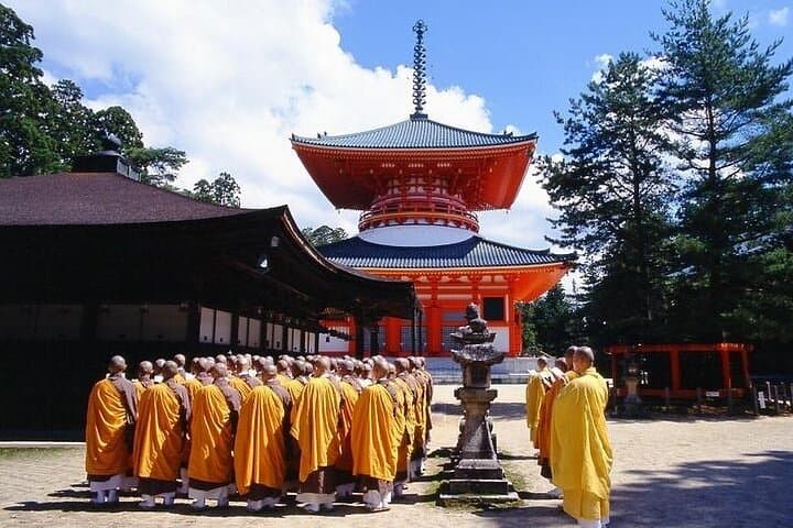 Mt Koya 1 Day Walking Tour from Osaka — photo 6
