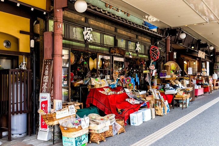 Takayama Arts & Crafts Local Culture Private Tour with Government-Licensed Guide — photo 8