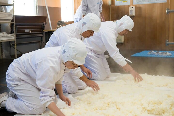 Exploring Nada Sake Breweries Kobe Private Tour with Government-Licensed Guide — photo 19