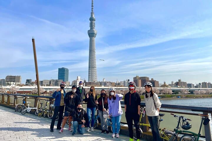 Tokyo downtown bicycle tour Tokyo Backstreets Bike Tour — photo 20