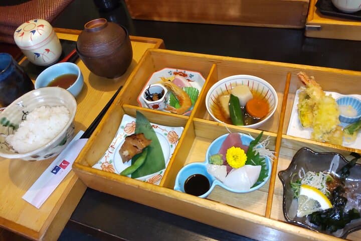 Little Kyoto Nishio :Enjoy matcha & the first classic book museum — photo 9