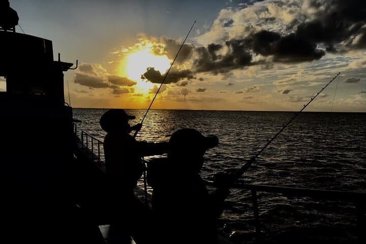 2 hours family fishing in Okinawa — photo 7