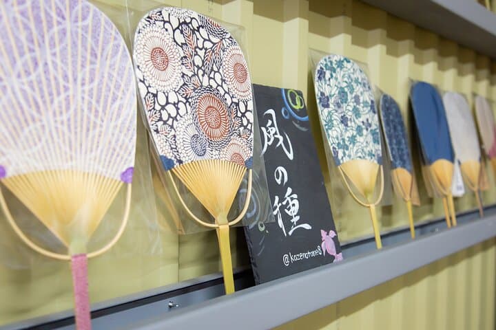 Private Marugame Uchiwa Fan Workshop using Paper or Fabric — photo 4