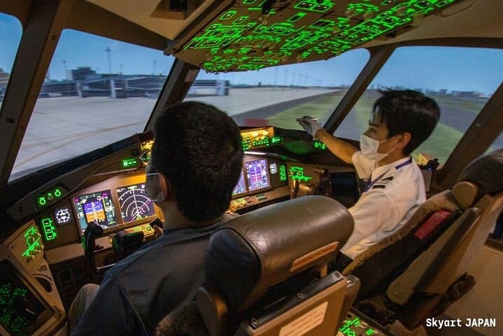 Flight simulation in the real cockpit 70 minutes of real experience!Plane lovers must see — photo 3