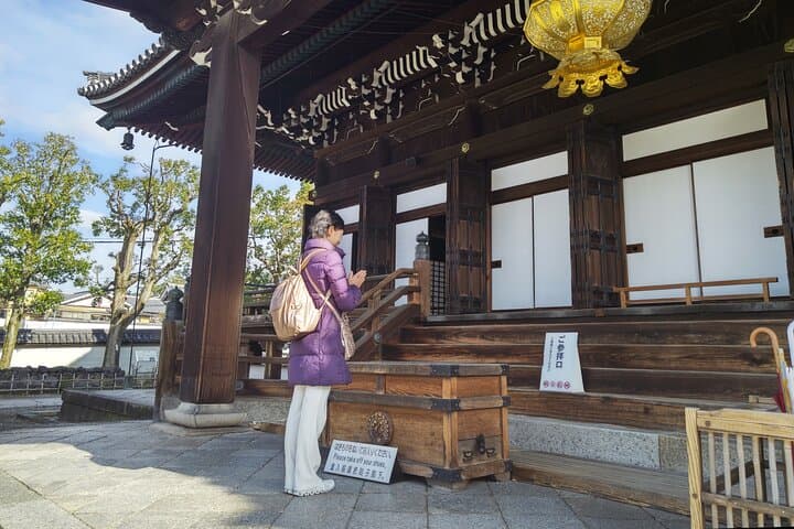 Kyoto Walking Tour: Buddhism, Art and Gardens — photo 4