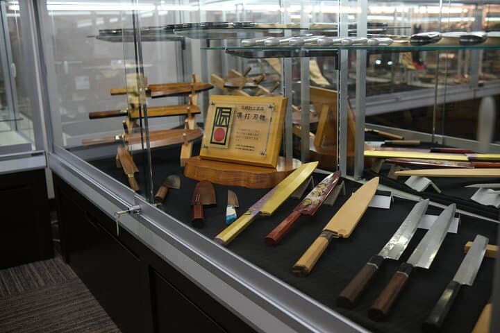 Sakai - Knife Factory and Craft Walking Tour — photo 5