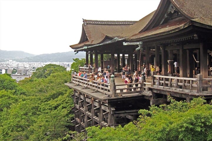 Kyoto’s Higashiyama: Tradition, Art & Religion Tour — photo 4