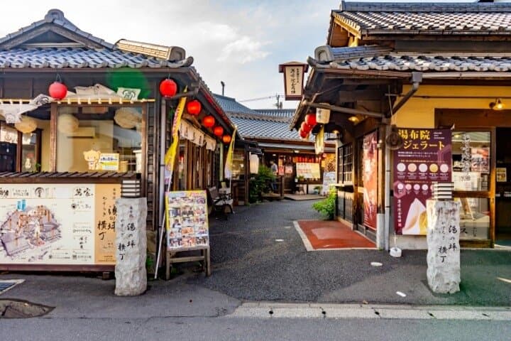 Stroll Around Yufuin with English Guide (Yufuin no Mori Train) — photo 3