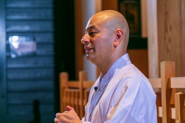 ZEN Meditation with a Japanese Monk in Odawara Castle — photo 10