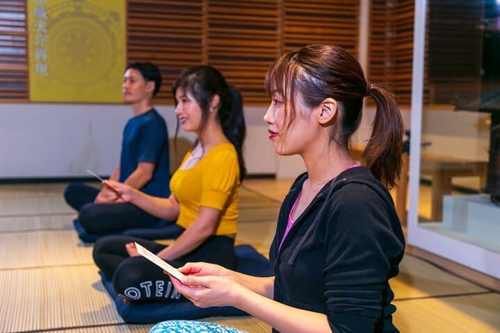 ZEN Meditation with a Japanese Monk in Odawara Castle — photo 16