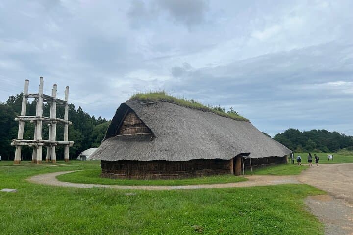 Half-day Private Tour of Jomon Archaeological site and art Museum — photo 5