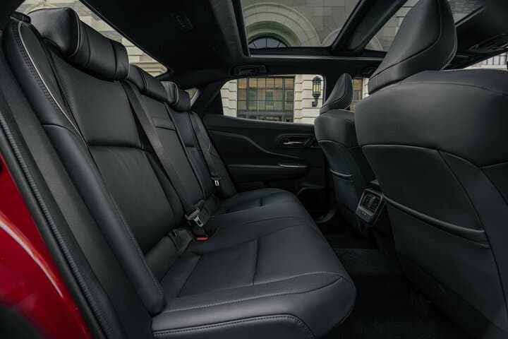 Private Transfer from Haneda Airport HND to Tokyo City by Sedan — photo 2
