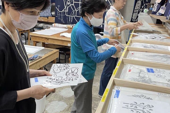Roketsu dyeing experience: M course Roketsu Dyeing Experience — photo 4