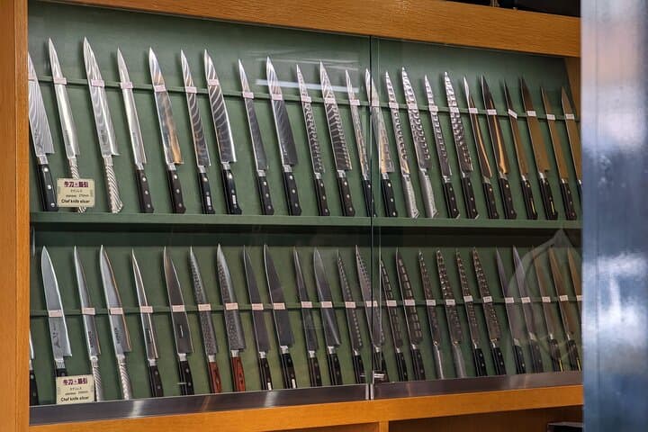 Asakusa: Japanese kitchen knife store visits after history tour — photo 6