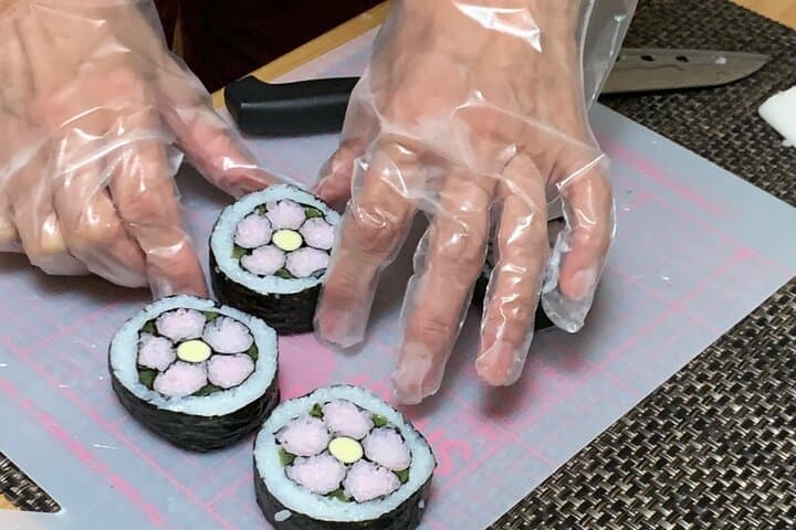 Private Art Sushi Roll Class in Kyoto — photo 10