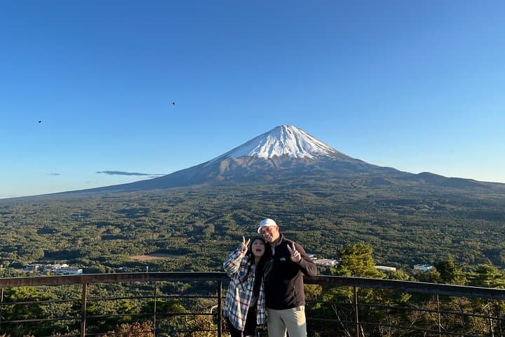 Private guided hidden gems tour by local English speaking driver — photo 9