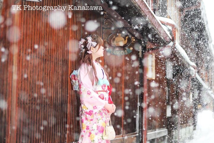 Photoshoot in Shirakawago/Takayama by professional photographer — photo 14