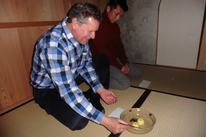 Authentic "Chaji" Matcha Ceremony Experience and Kaiseki Lunch in Tokyo — photo 6