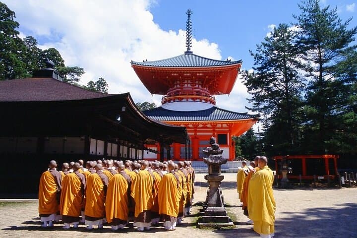 Mt Koya 2-Day Private Walking Tour from Kyoto — photo 2
